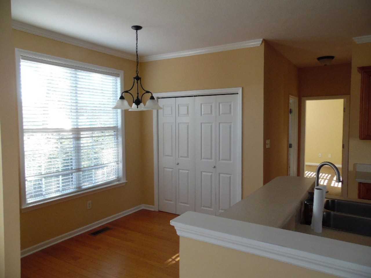 1120 Hunters Cv - Photo 5 of 30