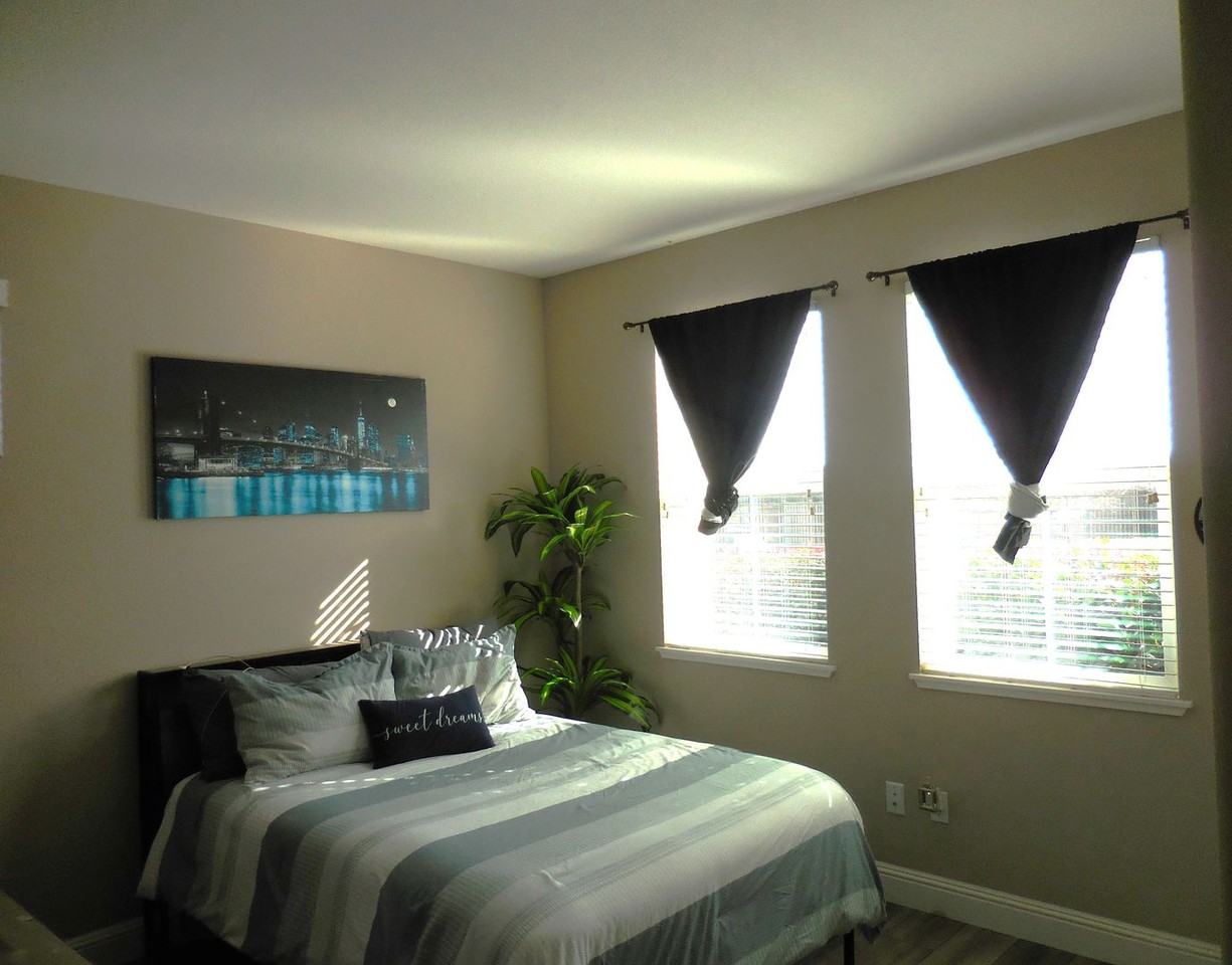 2338 Hancock Dr - Photo 5 of 14