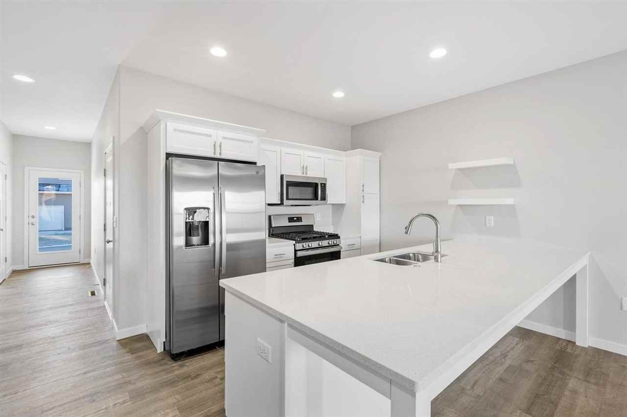 624 Catherine Dr - Photo 5 of 21