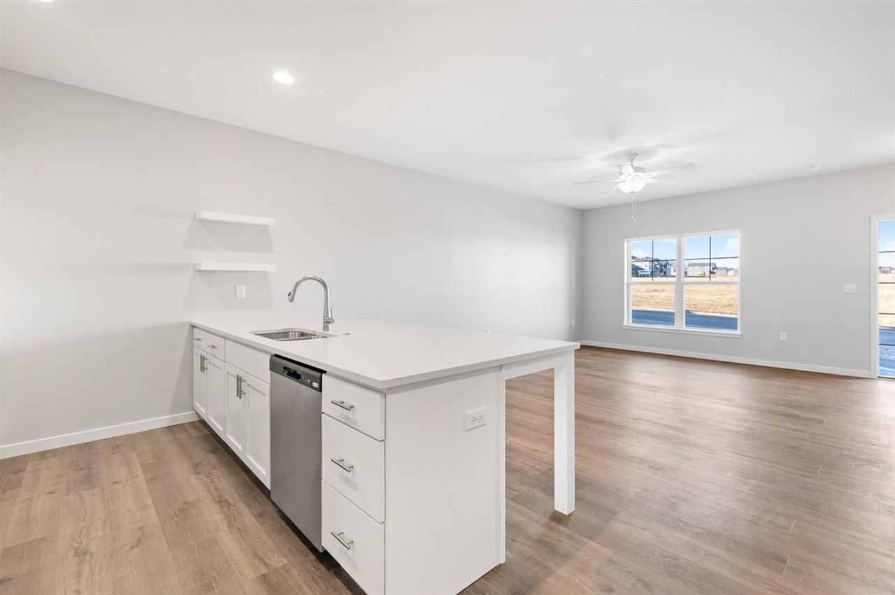 624 Catherine Dr - Photo 6 of 21