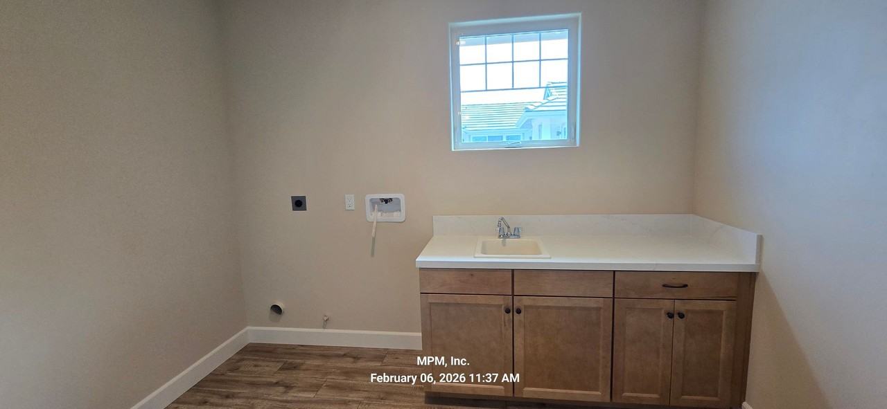 2199 Chardonnay Ln - Photo 2 of 45