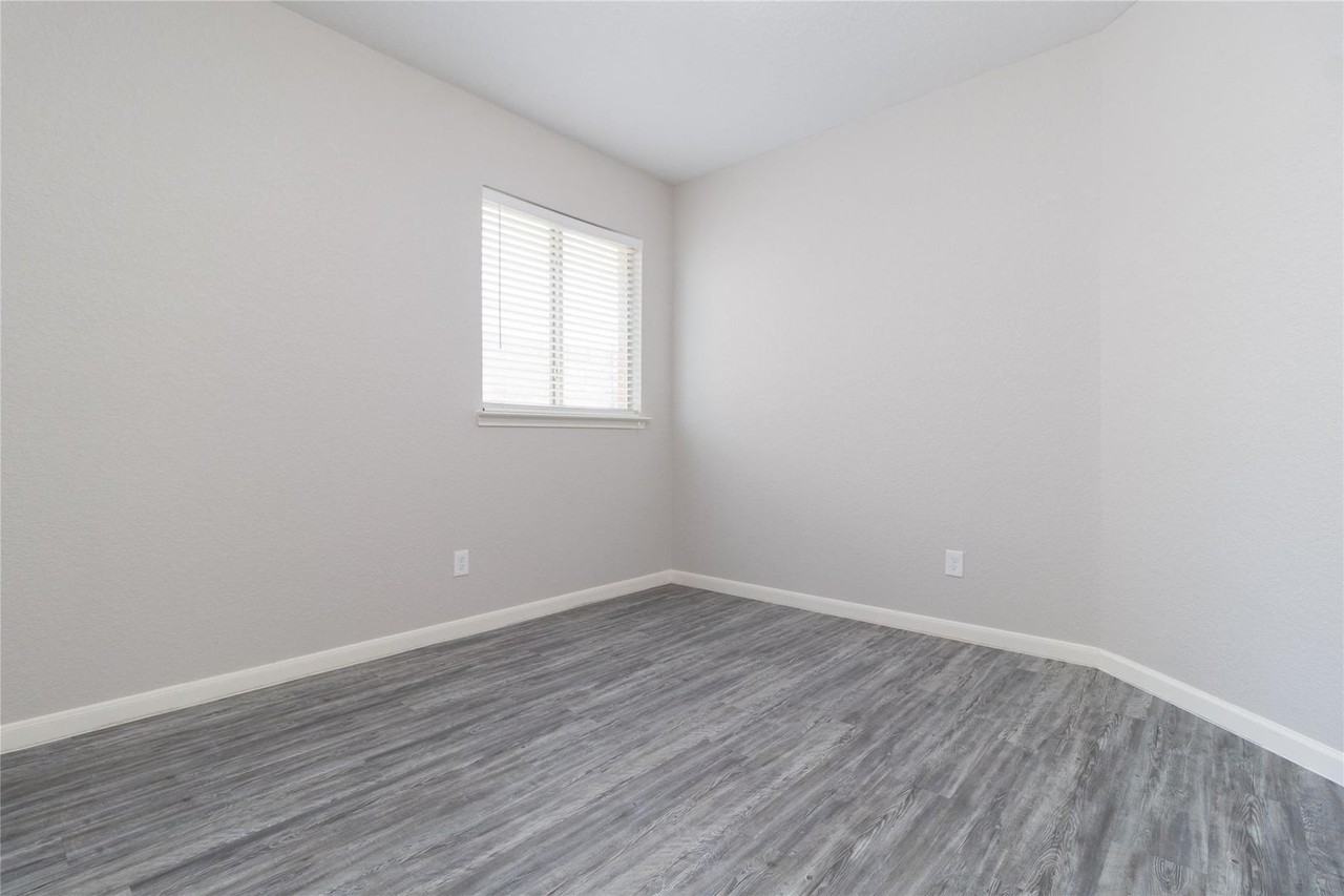 23523 Maple Vista Ln - Photo 5 of 18