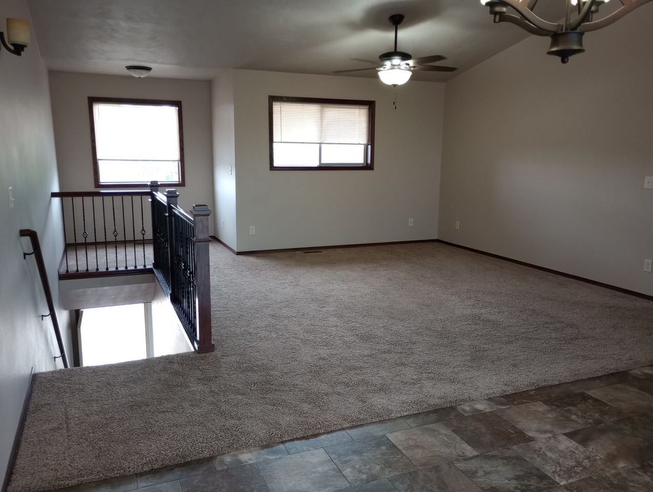 106 Haley Pl - Photo 3 of 13