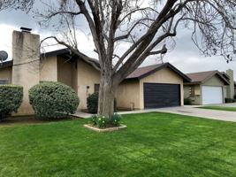 featured image of 4401 Parkwood Ct