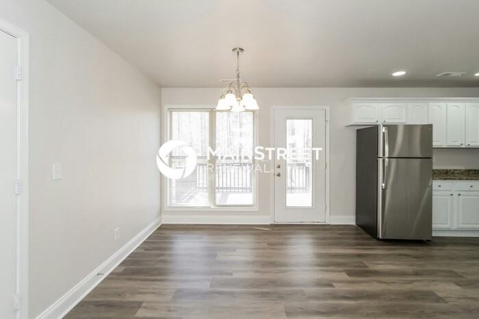 12548 Patsy Dr - Photo 7 of 17