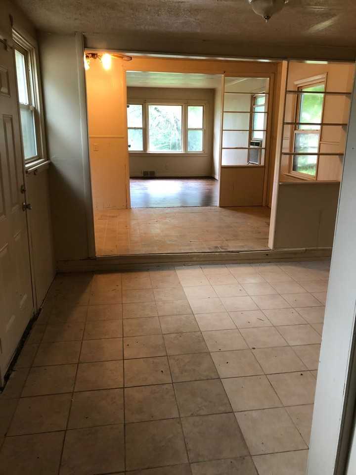 4303 N Garrison Ave - Photo 2 of 9