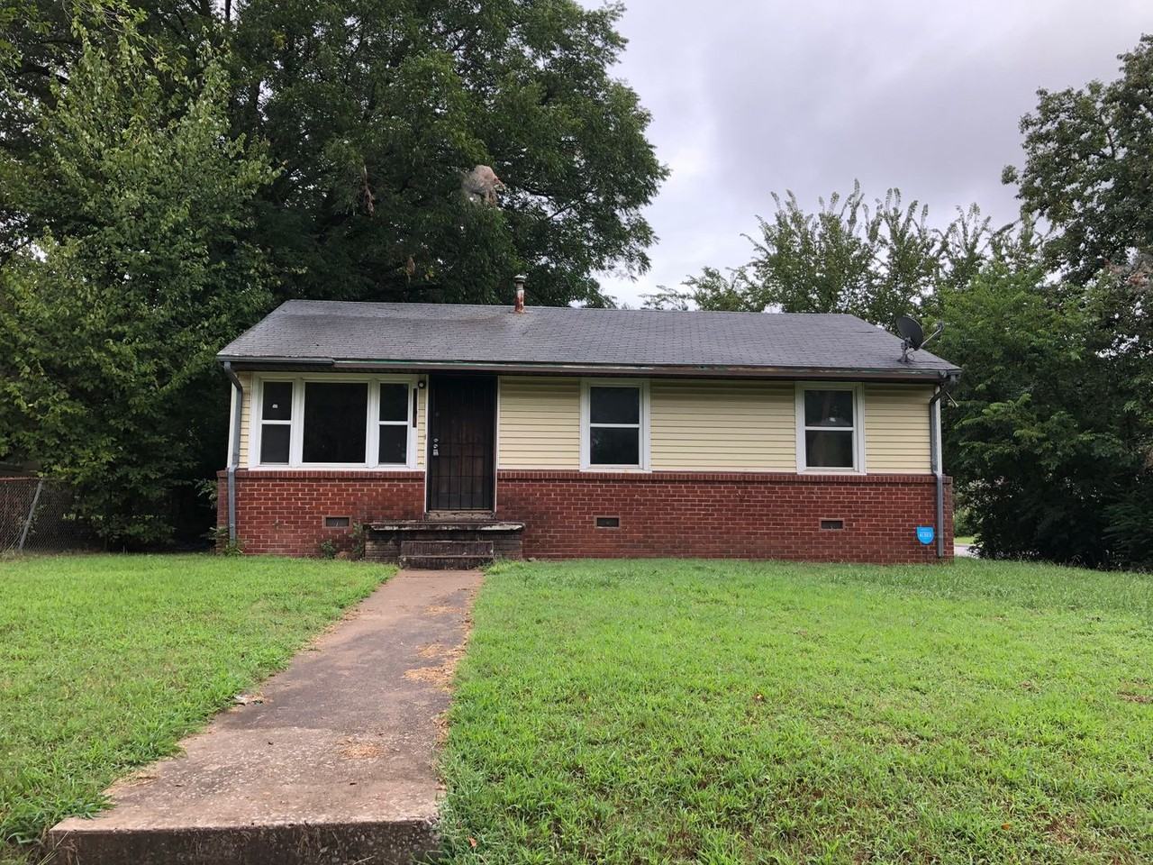 4303 N Garrison Ave - Photo 6 of 9