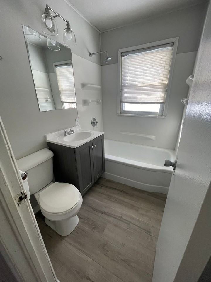 2022 Rhode Island St - Photo 3 of 12