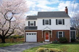 9510 Warren St - Photo 1 of 1