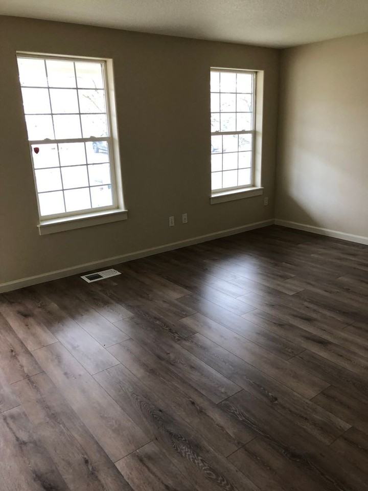 3301 N Meridian St - Photo 2 of 12