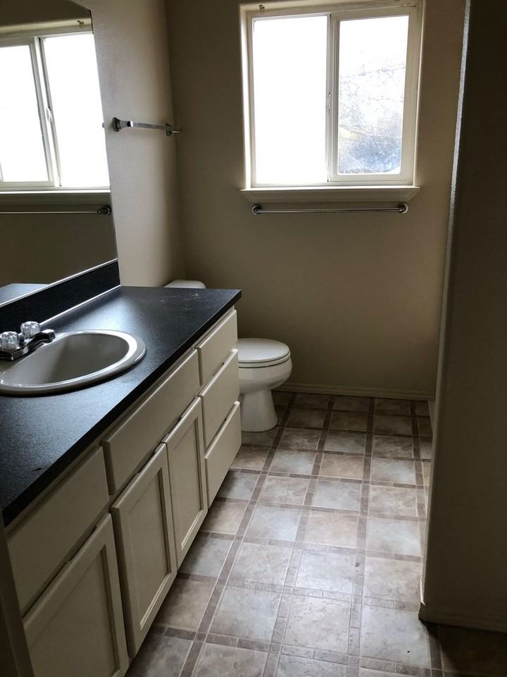 3301 N Meridian St - Photo 5 of 12