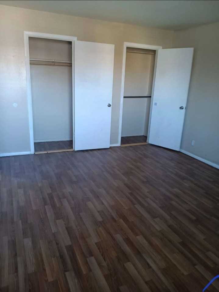 5948 E 33rd Ct - Photo 3 of 7