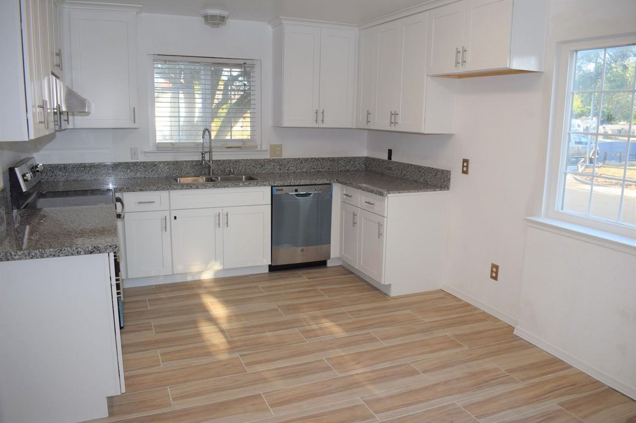 7328 Del Coronado Way - Photo 5 of 22