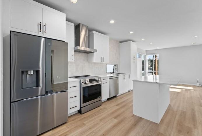 3410B 49th Ave Sw - Photo 3 of 50