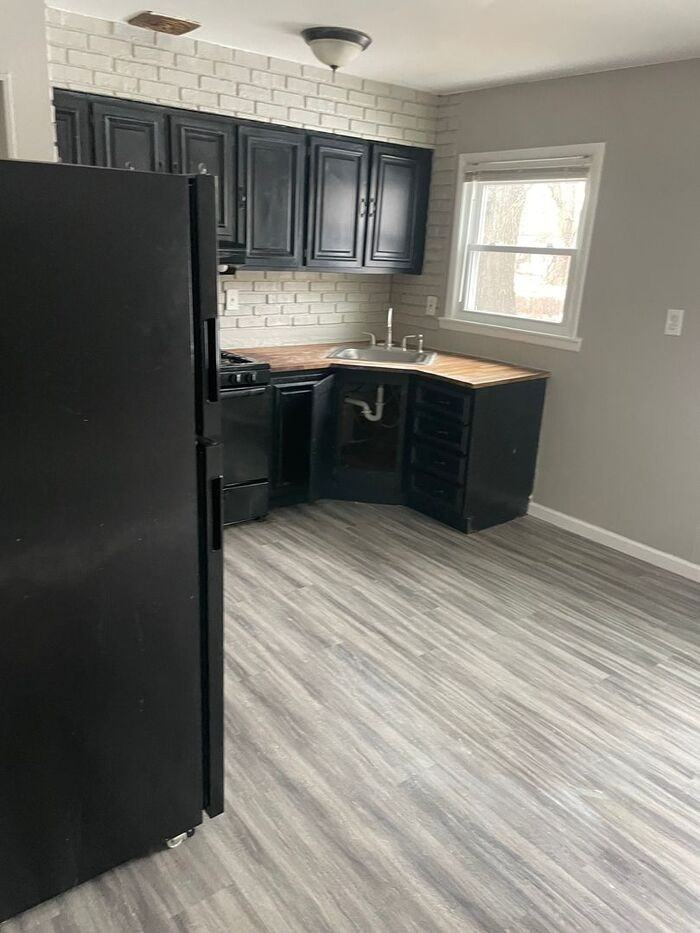 12035 Krenning Ln - Photo 6 of 13