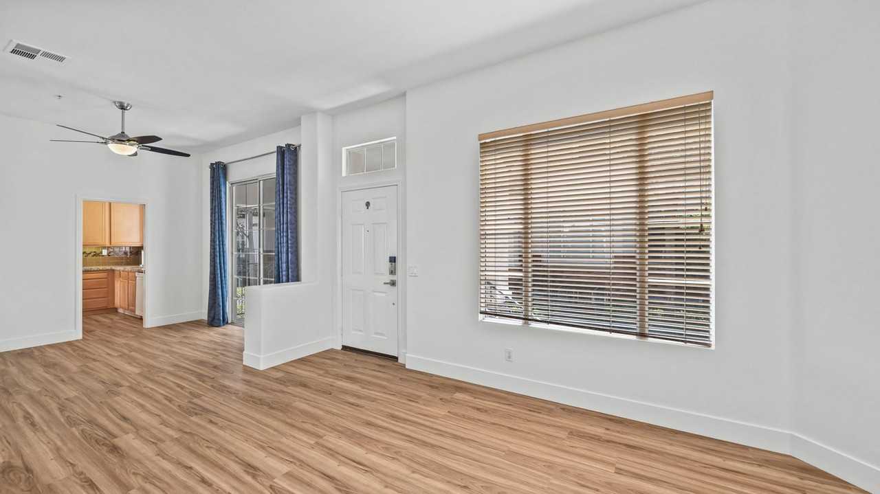 12626 Nicklaus Ln - Photo 2 of 34