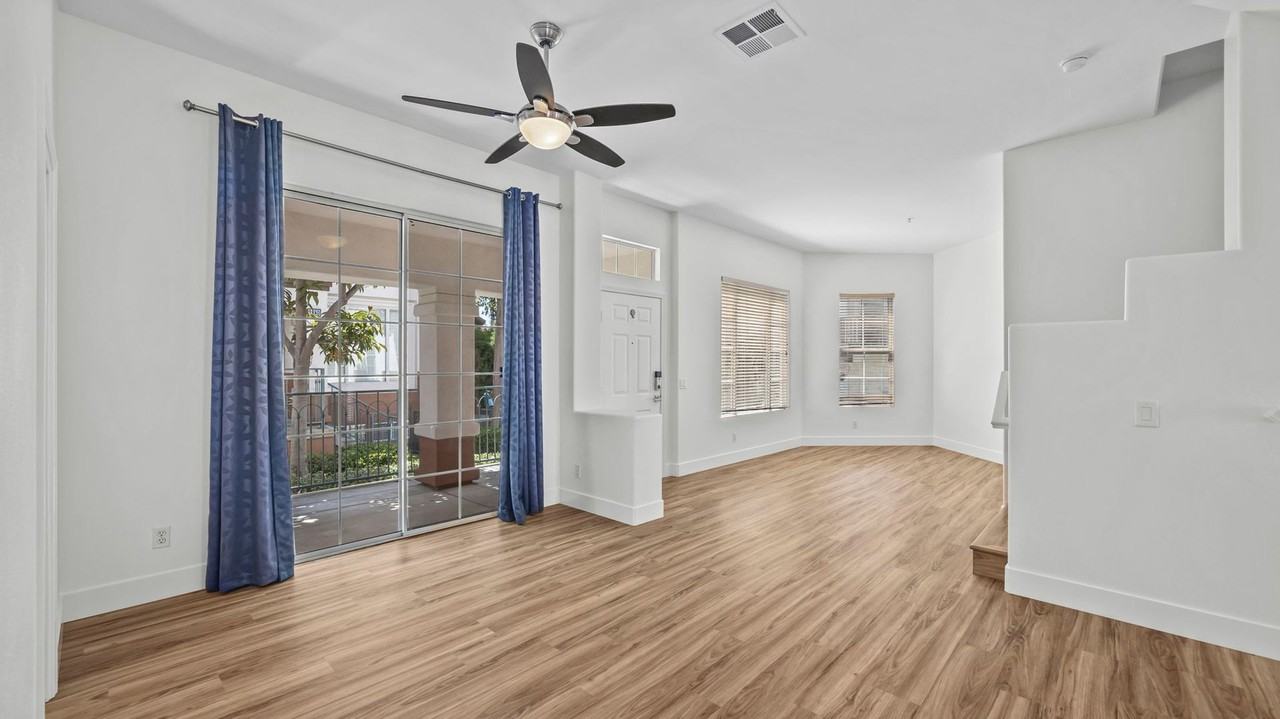 12626 Nicklaus Ln - Photo 4 of 34