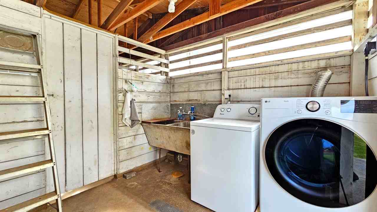 615 22nd Ave - Photo 4 of 23