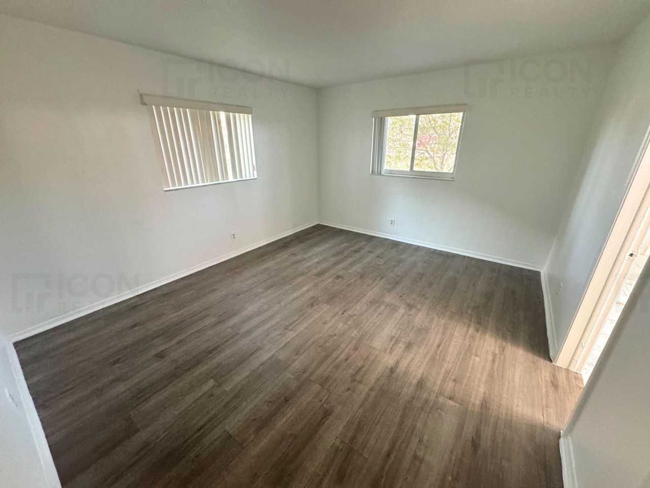 10601 Nw 45th St #1 - Photo 6 of 14