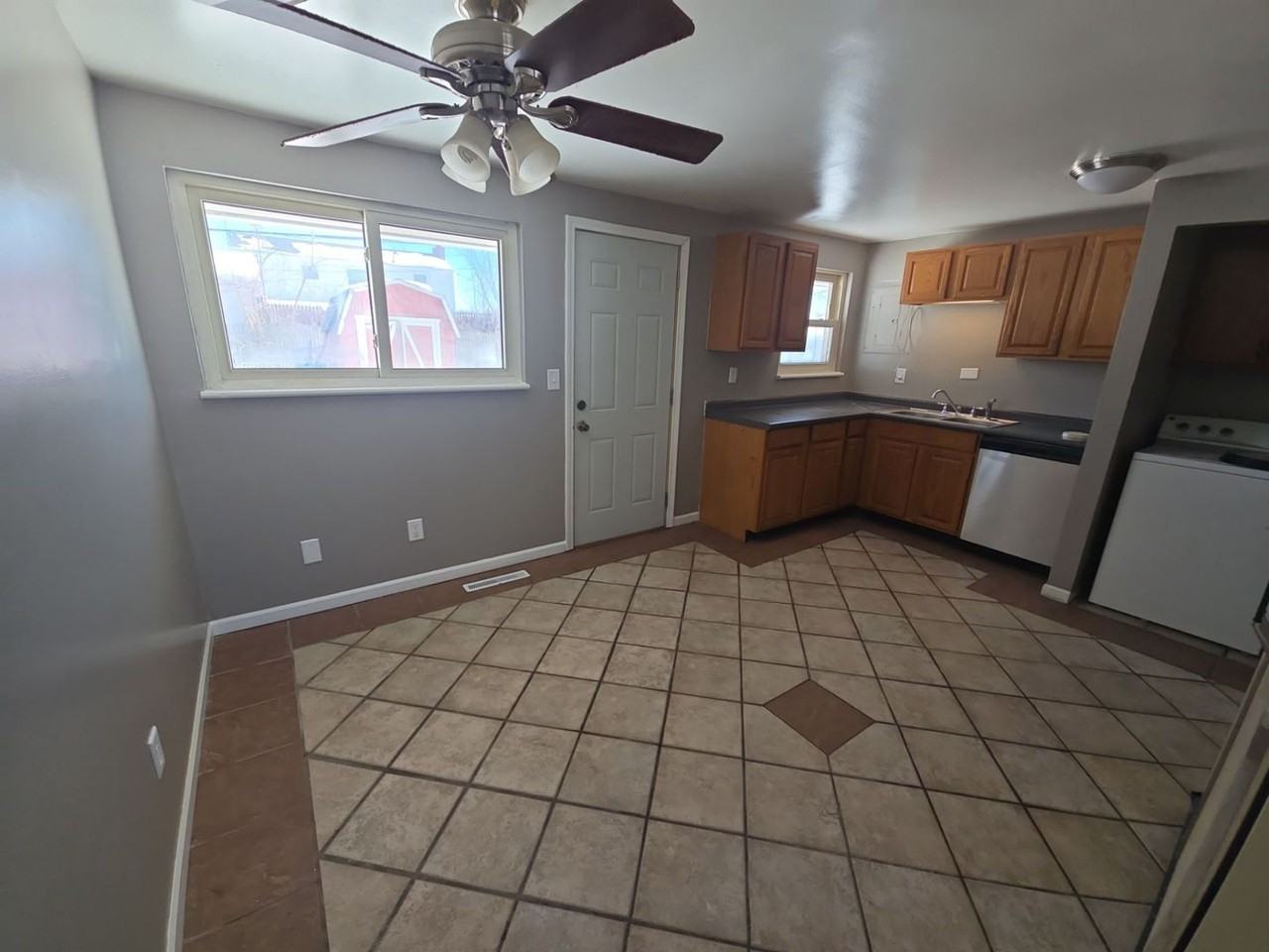 7718 Blackshear Dr - Photo 2 of 7