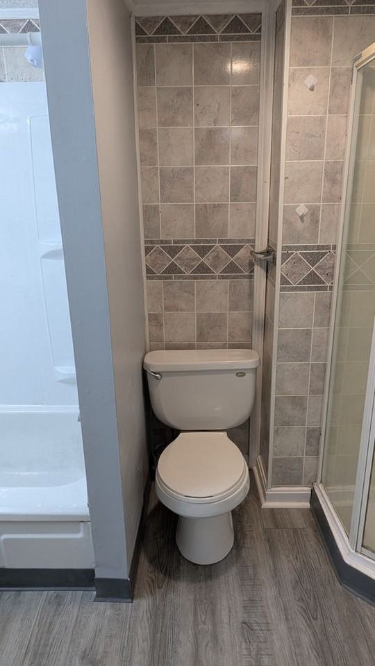 370 E Thornton St - Photo 7 of 41