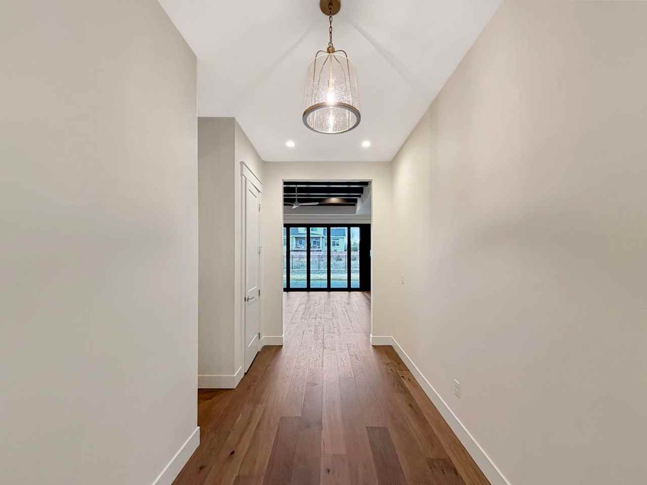 3468 W Retreat St - Photo 4 of 30