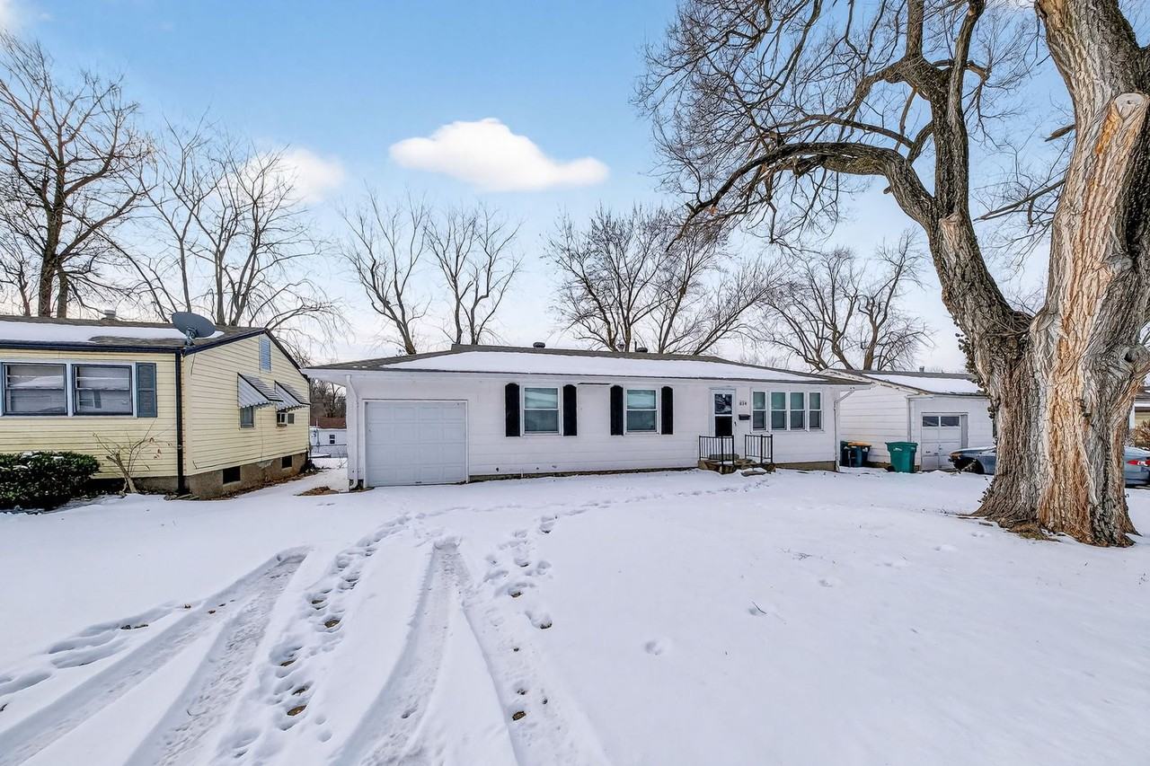 614 Ludlow Dr - Photo 3 of 33