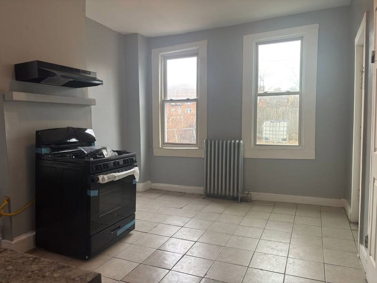 319 Irvine Turner Blvd - Photo 2 of 11