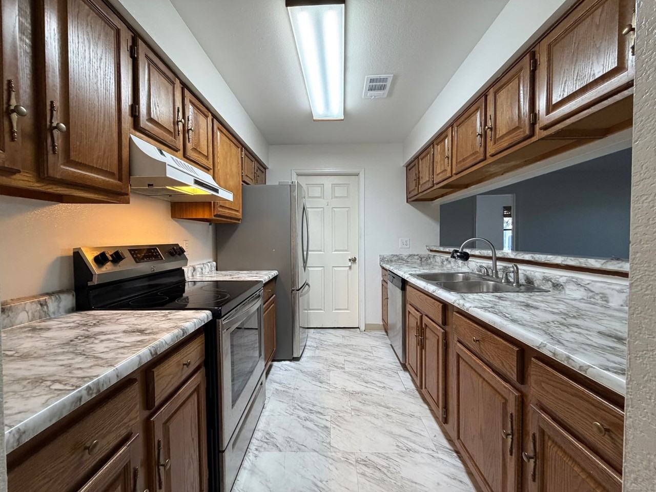 12043 W Cross Dr #107 - Photo 2 of 24