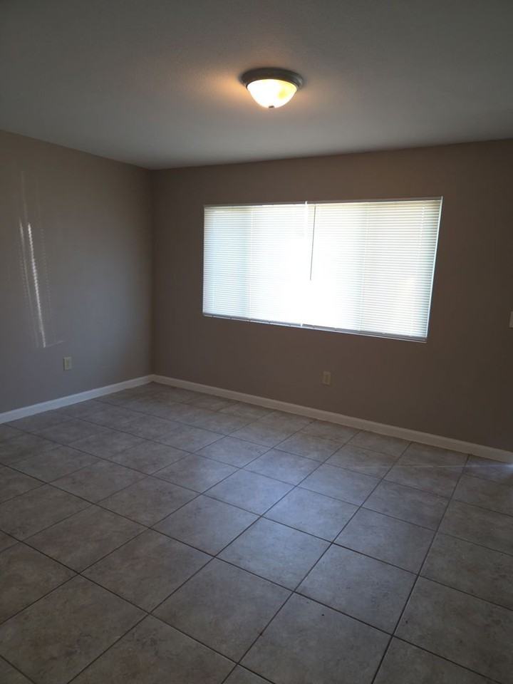 2753 E Hammond Ave - Photo 6 of 6