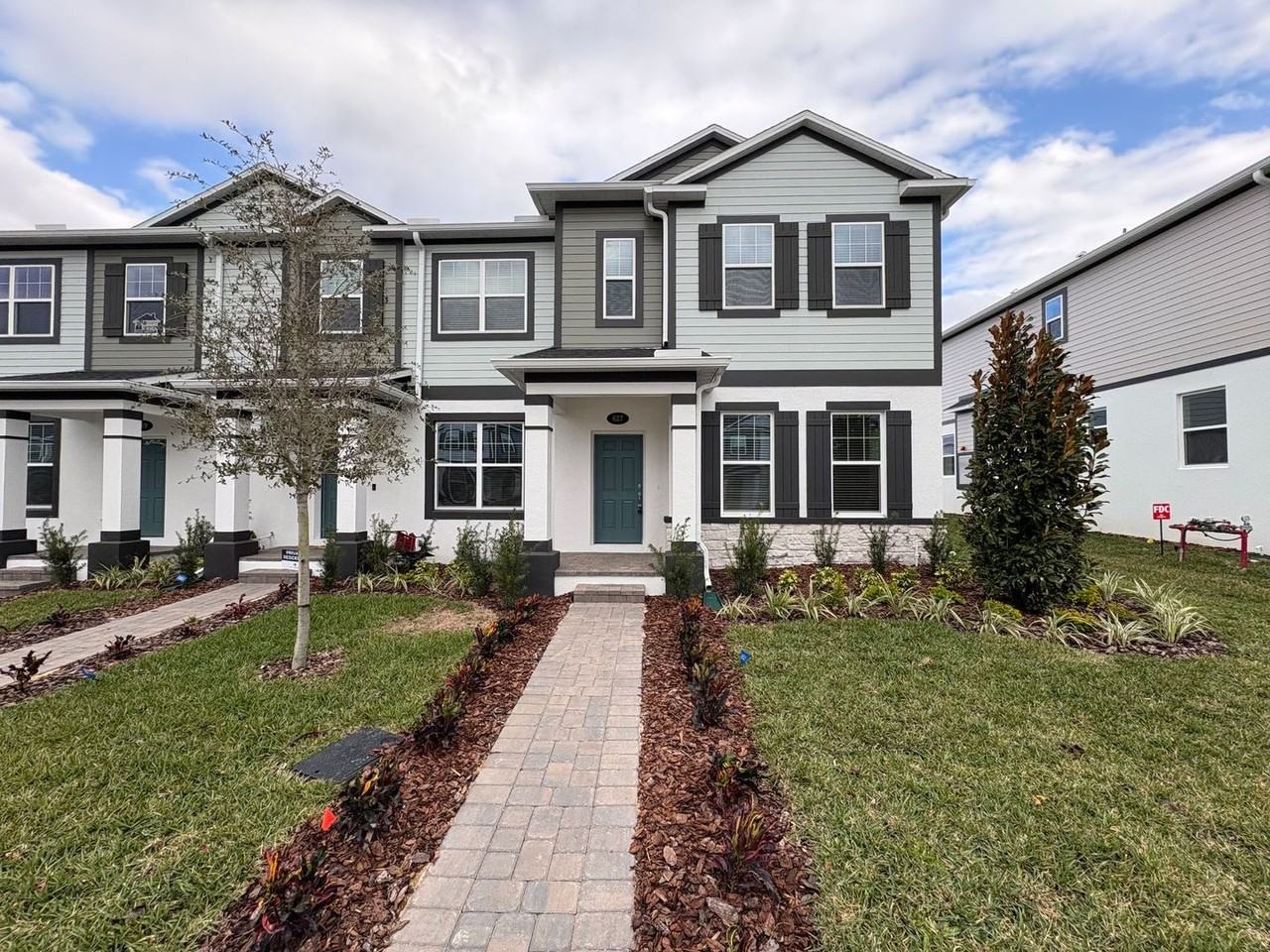 627 Pothos St - Photo 2 of 26