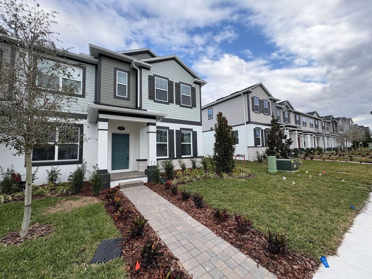 627 Pothos St - Photo 3 of 26