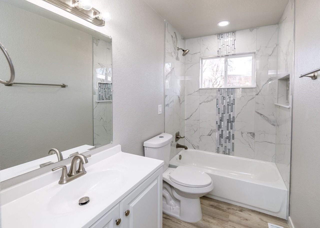 1219 Quivira Dr - Photo 4 of 50