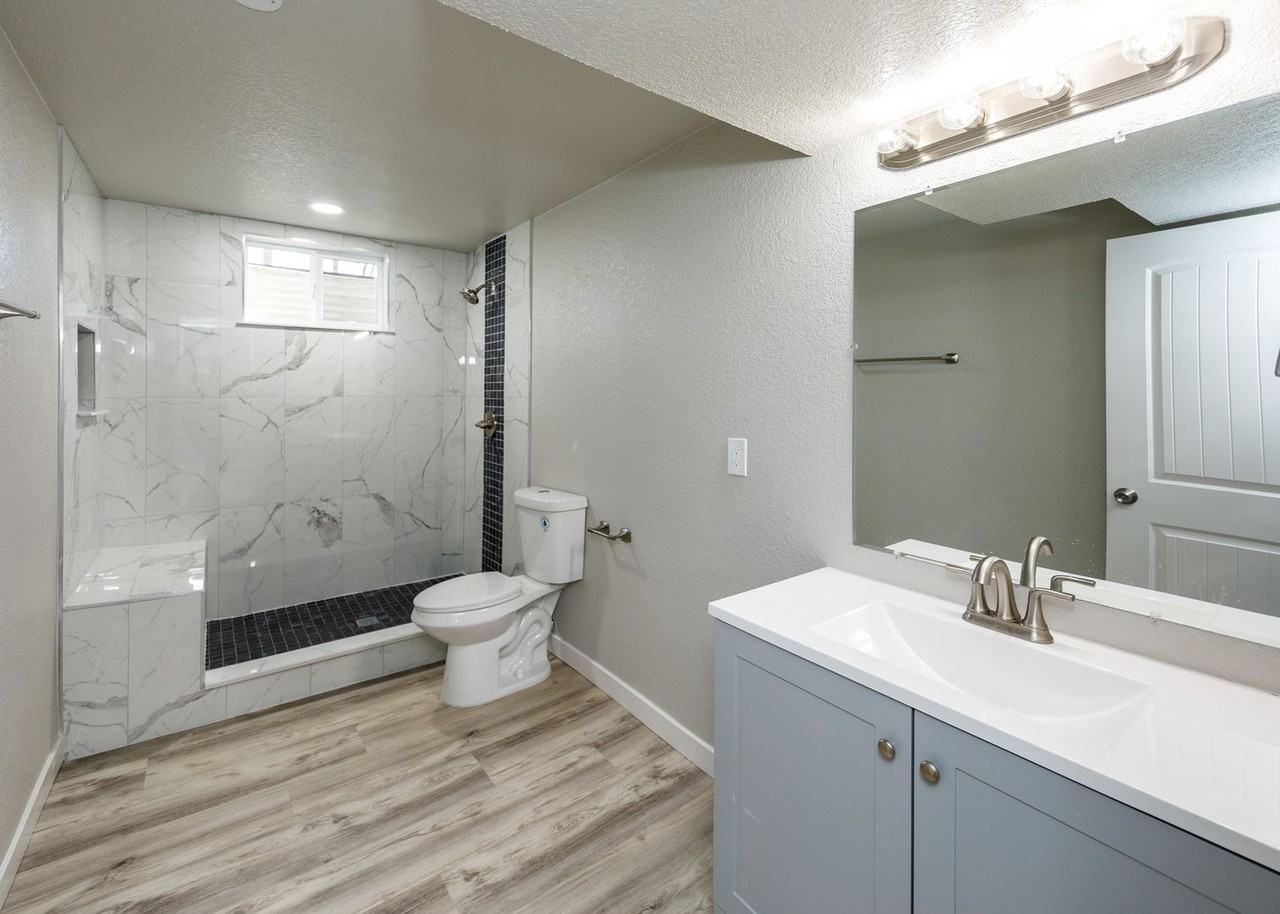 1219 Quivira Dr - Photo 5 of 50