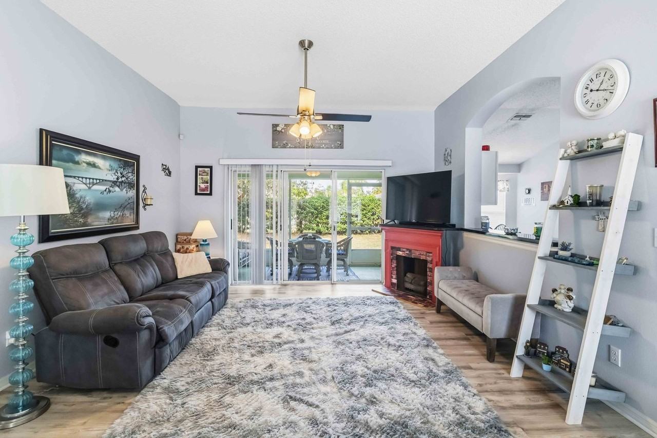 2447 E Del Webb Blvd - Photo 3 of 25