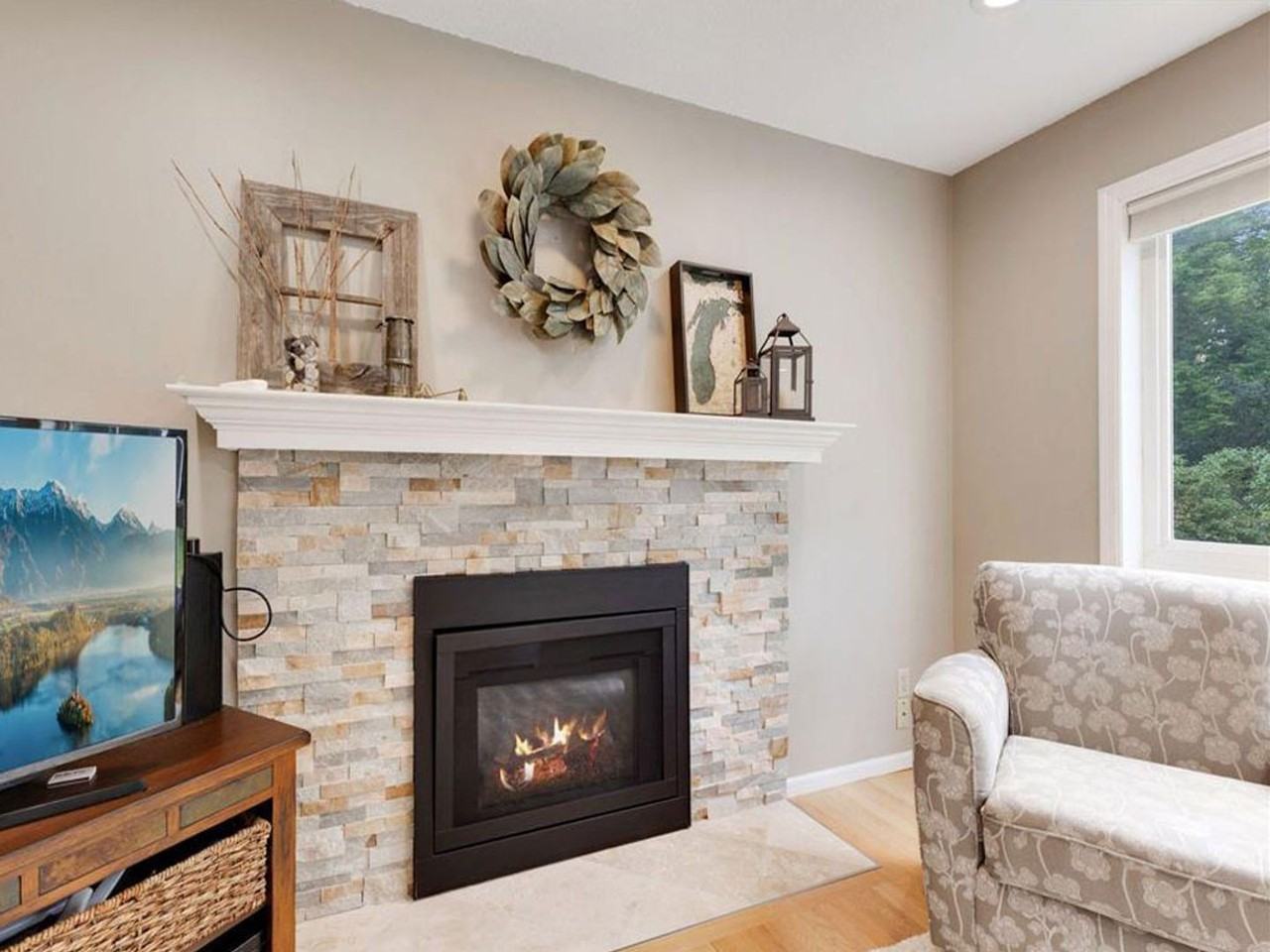 16345 Victoria Curv Se - Photo 6 of 36