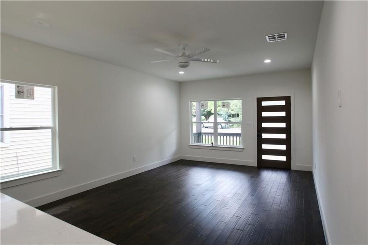 705 Harris Ave #A - Photo 6 of 50