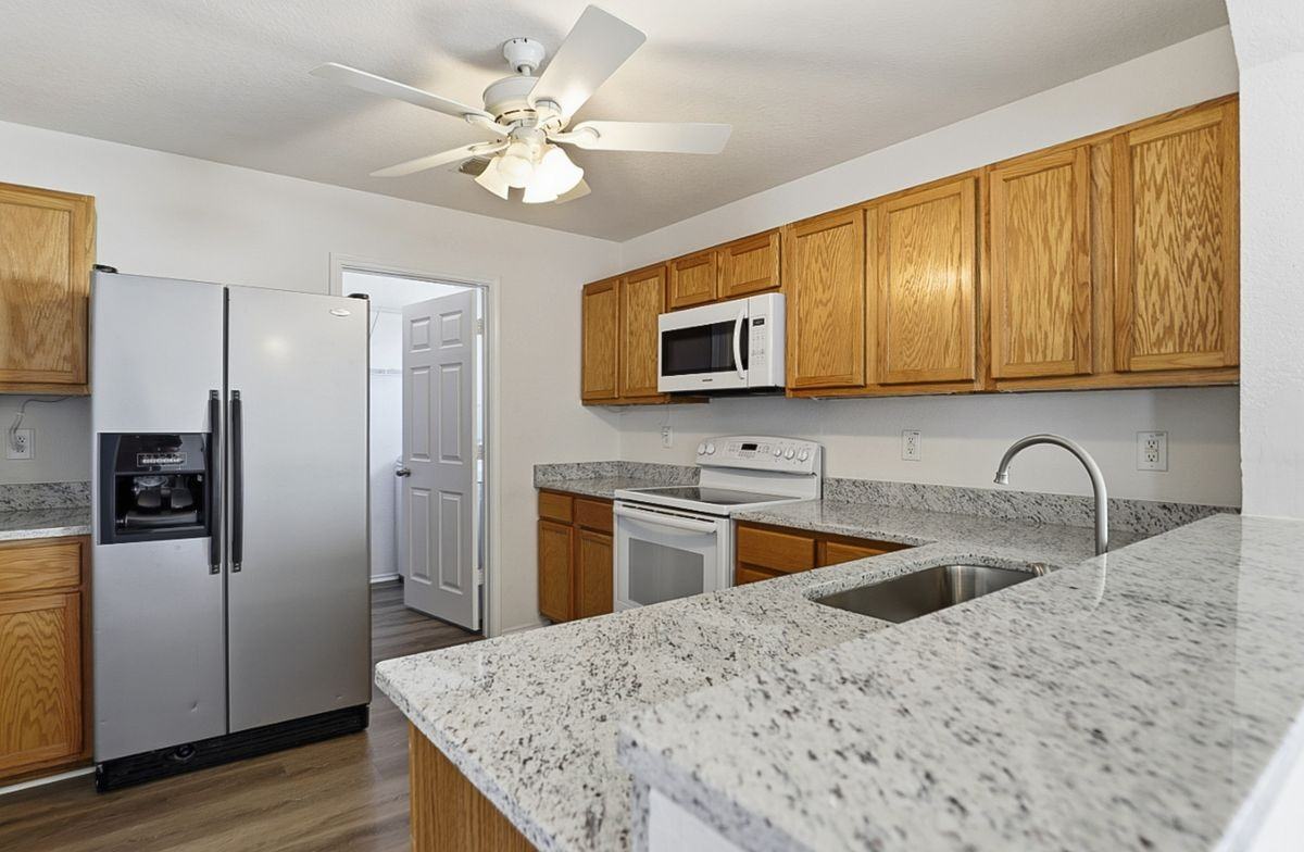 23923 Wimberly Oaks - Photo 2 of 25