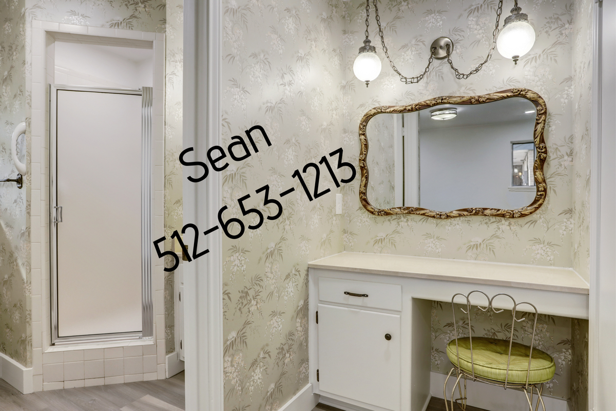 2605 Toulouse Dr - Photo 3 of 10