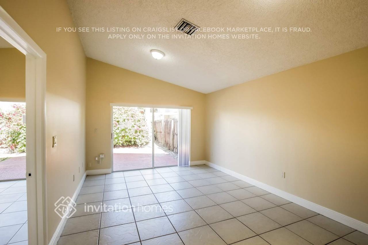 12853 Sw 146th Ln - Photo 3 of 17