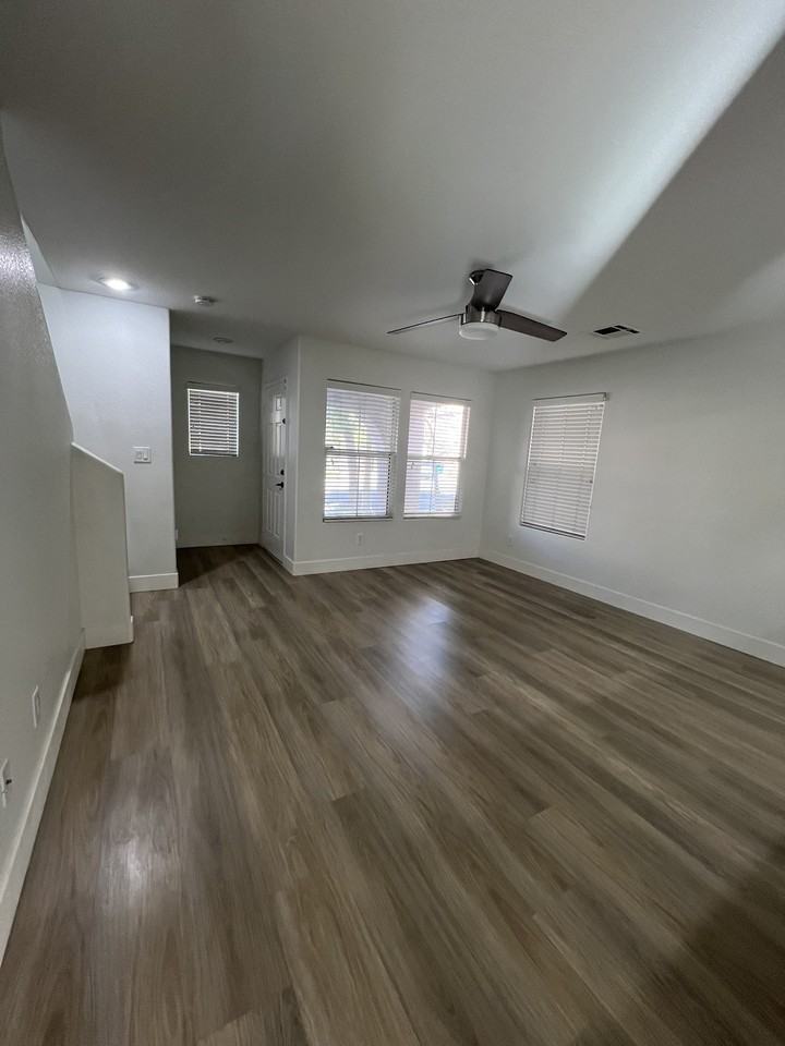 7219 Huckaby Ave #NA - Photo 2 of 7