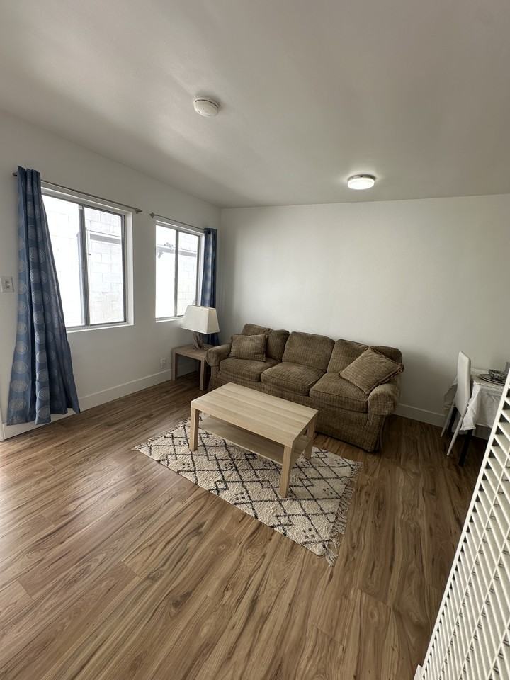 13429 Beach Ave #13429 - Photo 6 of 13