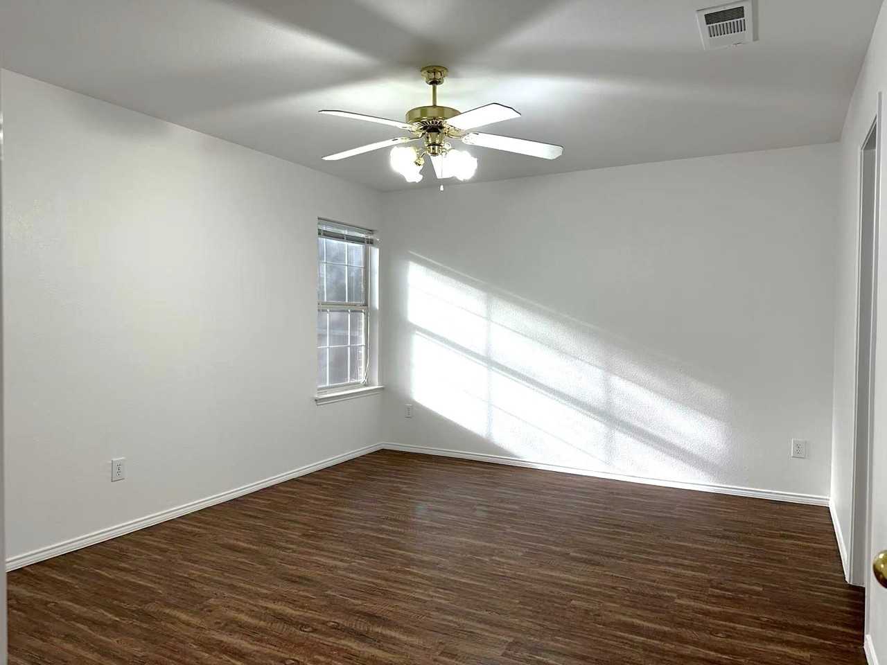 5435 Dove Dr #NA - Photo 7 of 18