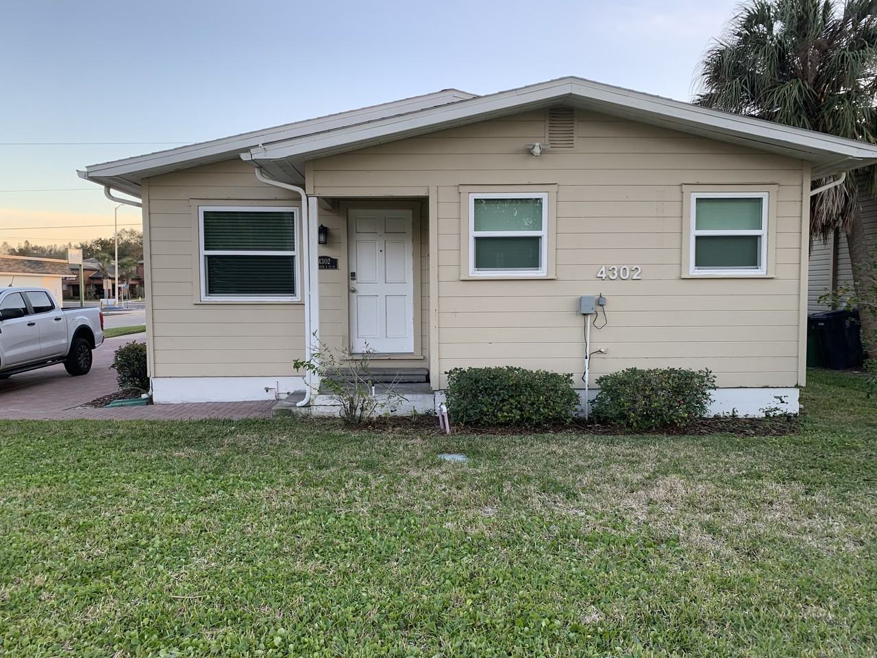 4302 W North A St #1 - Photo 2 of 17