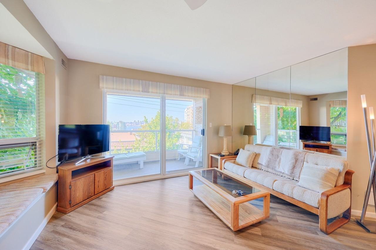 Harbour Gate - Photo 5 of 16