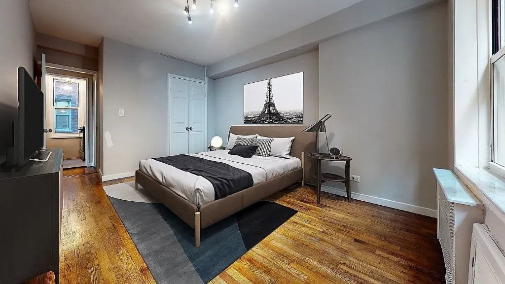 E 58th St #2F - Photo 6 of 8