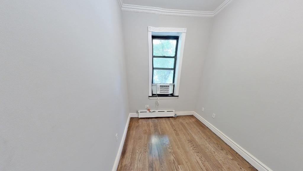 230 E 32nd St #1C - Photo 4 of 6
