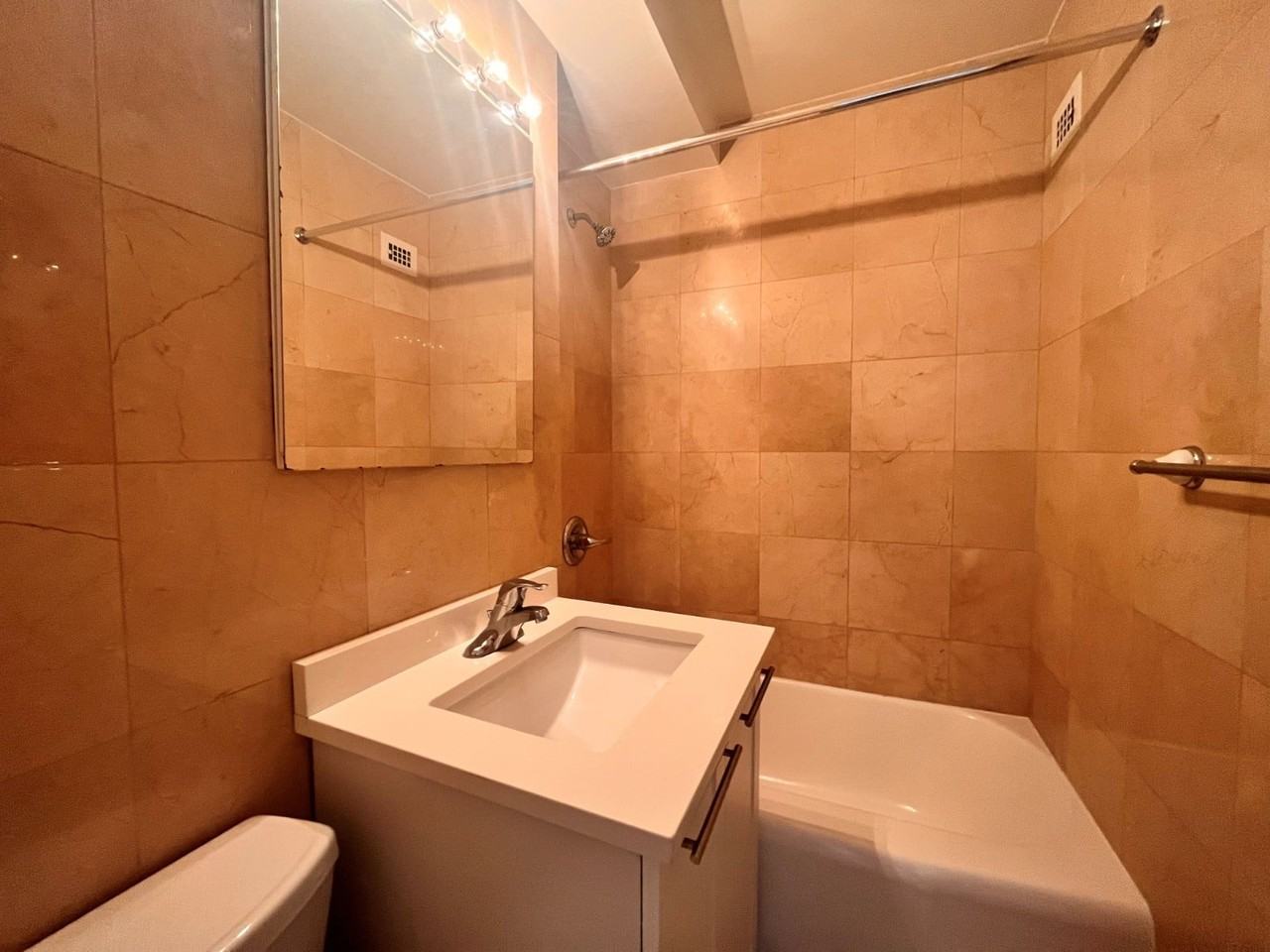 E 79th St #11U - Photo 7 of 8