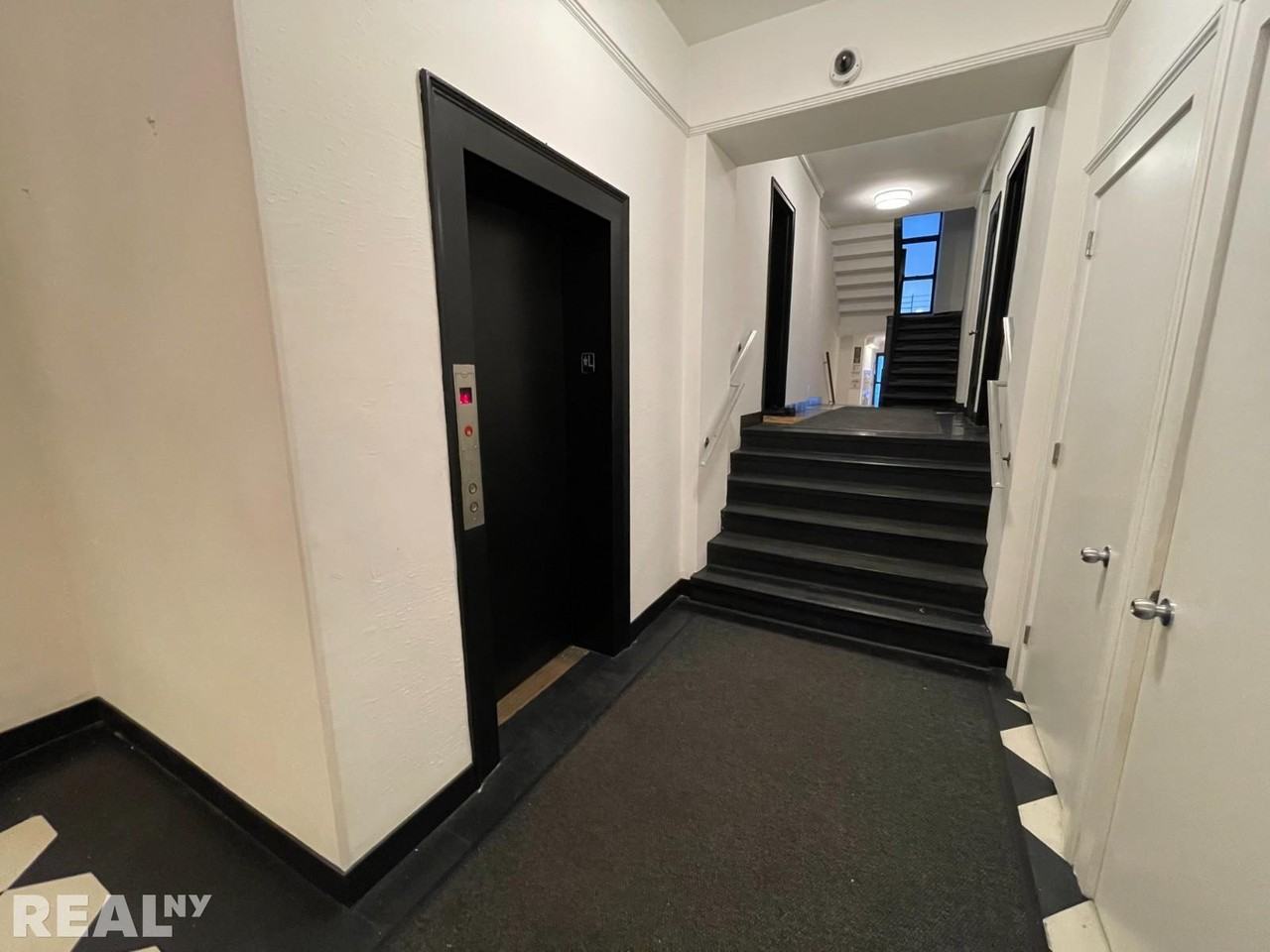 235 E 46th St #4G - Photo 7 of 8