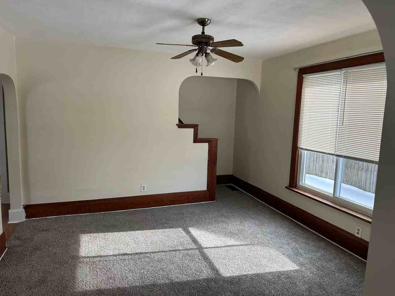 201 16th St Nw - Photo 6 of 10